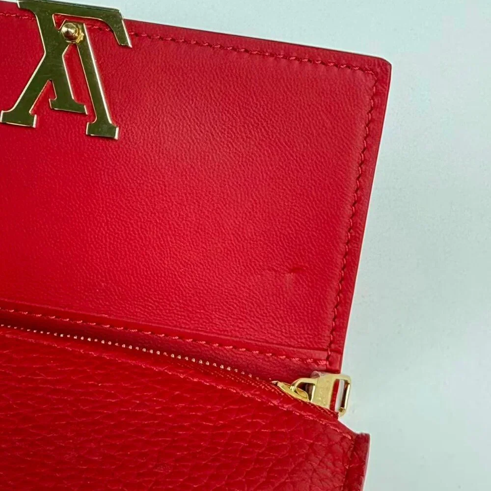 Louis Vuitton Red LV Logo Wallet Full Set with Authentic Orange Box & Cloth - Picture 9 of 9